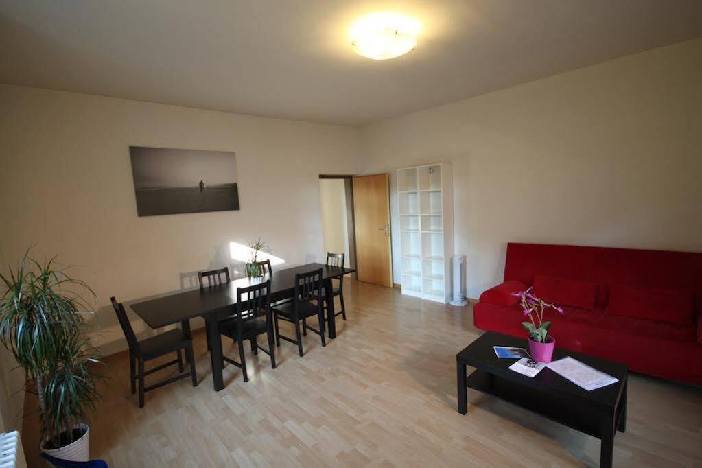 Hitrental Seefeld - Kreuzstrasse Apartments Zurich Extérieur photo